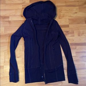 Size 6 lulu jacket